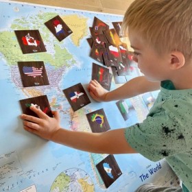 JJB  Set de 40 cartes d'apprentissages Les Pays du monde en Anglais