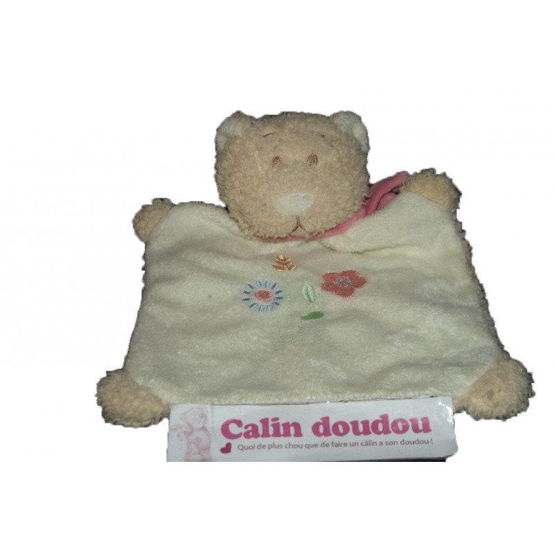 Accueil Bengy doudou Bengy Chat Blanc foulard rose fleur bleu et rose Marionnette