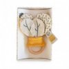 Accueil Doudou et Compagnie Doudou Doudou et Compagnie Fleur Beige Bio Hochet - 16 cm cm Pollen l'abeille